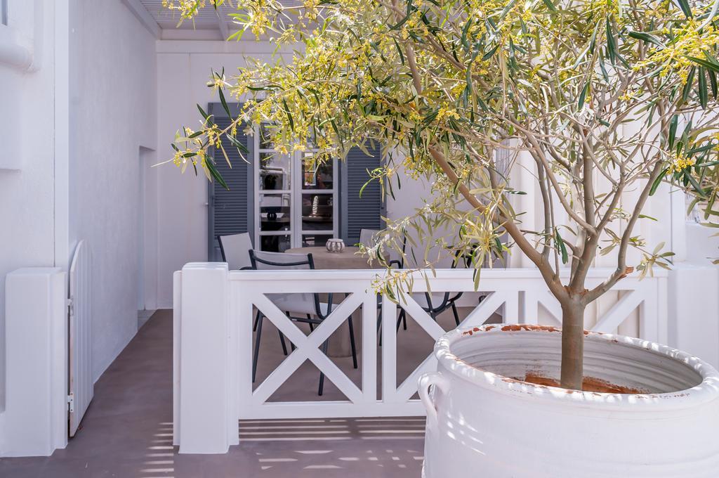 Milos Bay Suites Adamantas  ห้อง รูปภาพ