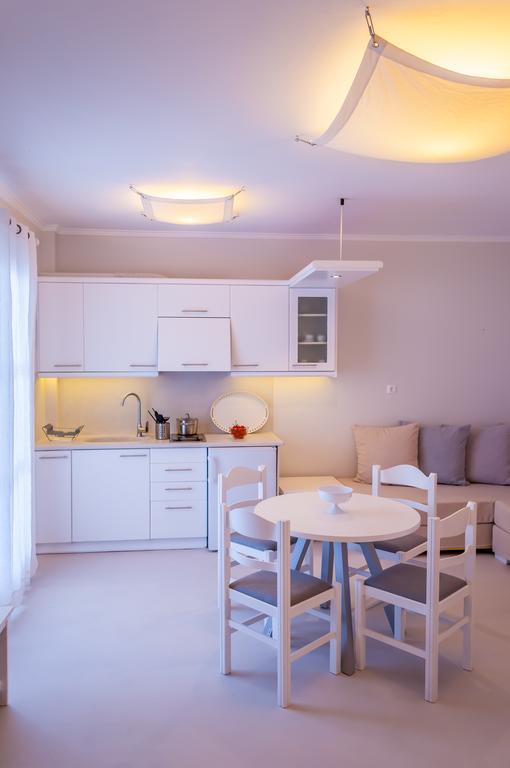 Milos Bay Suites Adamantas  ห้อง รูปภาพ