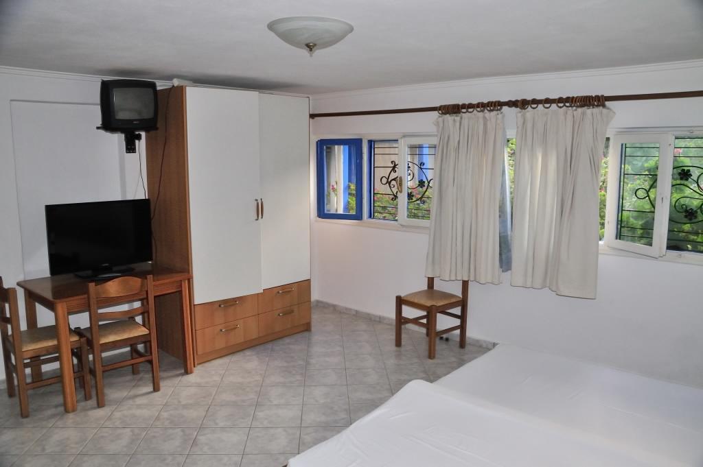 Milos Bay Suites Adamantas  ภายนอก รูปภาพ