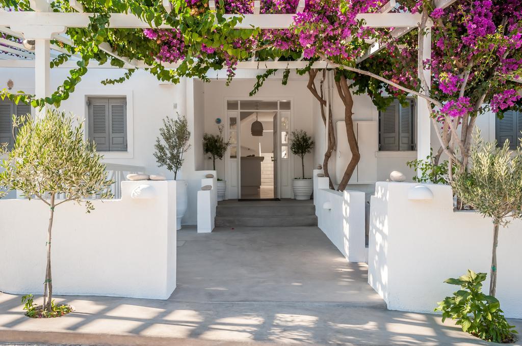 Milos Bay Suites Adamantas  ภายนอก รูปภาพ
