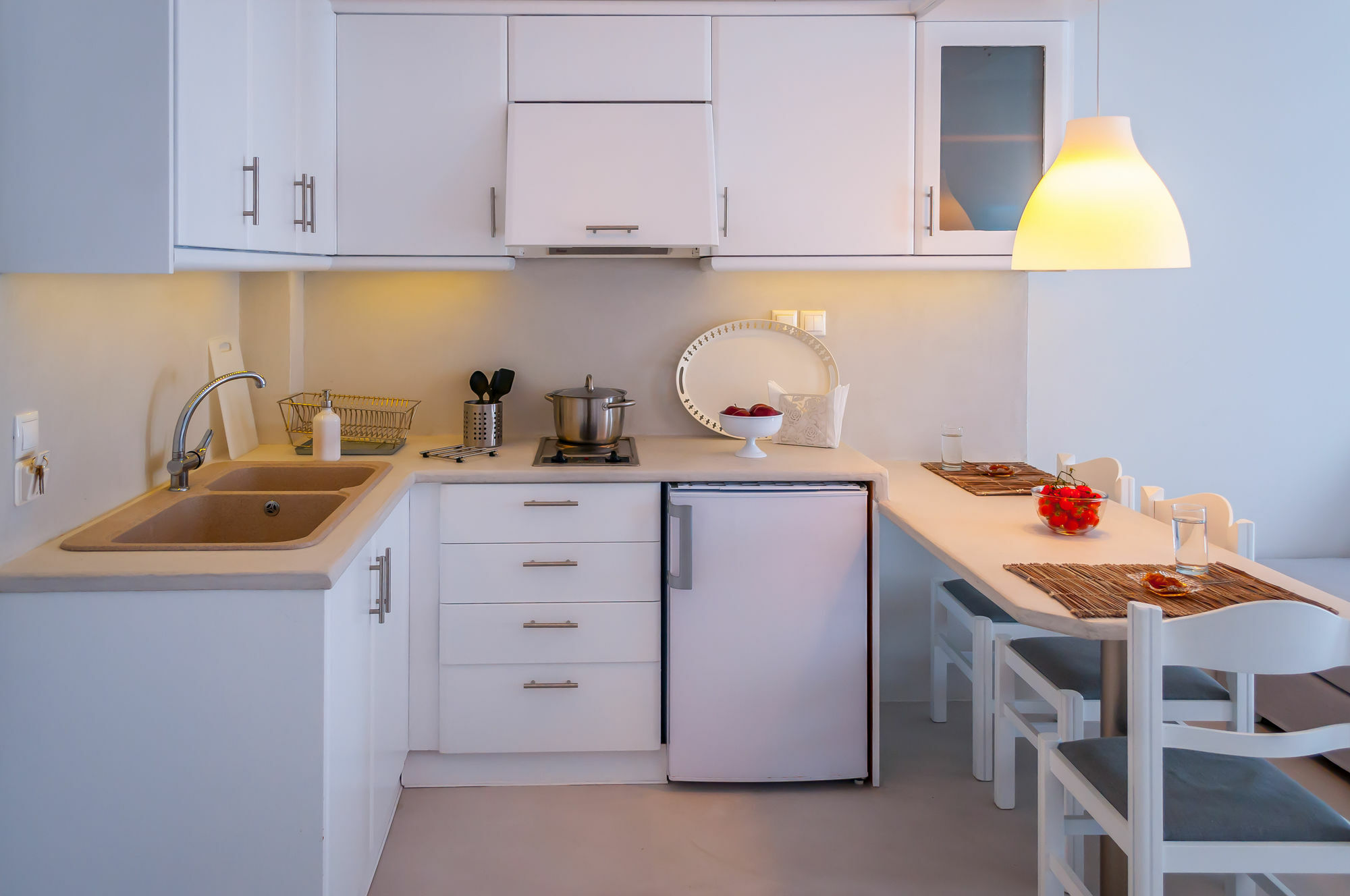 Milos Bay Suites Adamantas  ภายนอก รูปภาพ